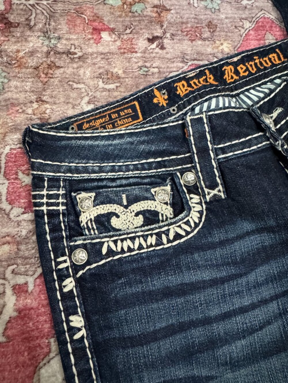 Rock Revival Jenna Boot Cut Jeans Dark Wash Thick Stitch Fleur de Lis Size 28 - Picture 5 of 11